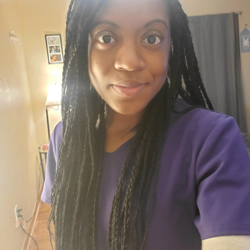 Meet your Posher, Ashley